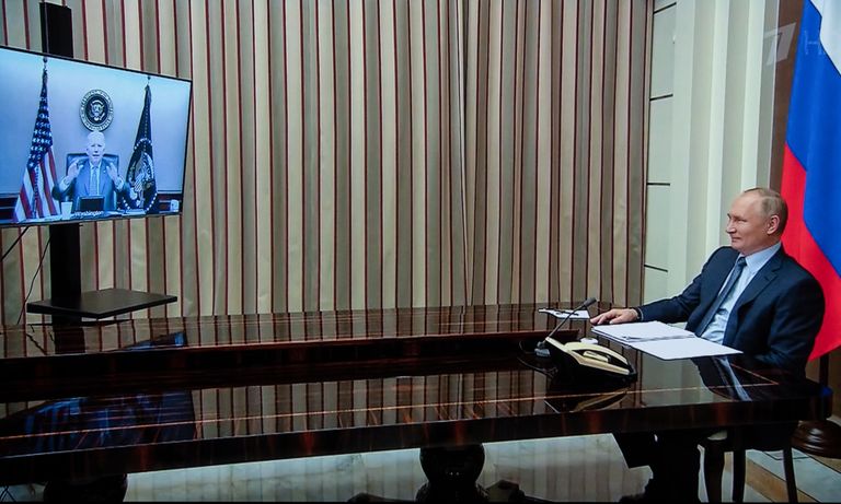 Vladimir Putini ja Joe Bideni videokonverents 7. detsembril.