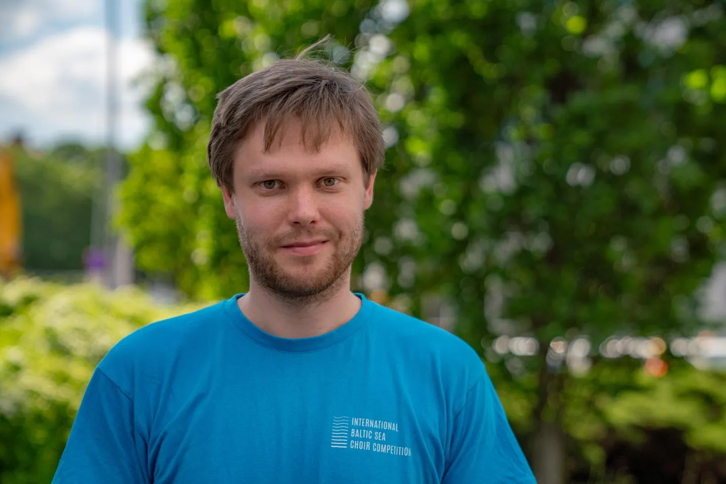 Dirigendipulti astub ka laulu «Igaviku tuules» autor Pärt Uusberg.