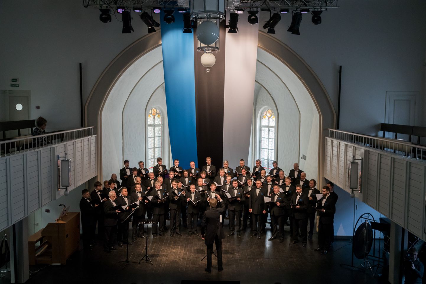 Концерт в Яани Кирик в Санкт-Петербурге в честь 100-летия мирной демонстрации эстонцев в Петрограде, 8 апреля 2017 года.