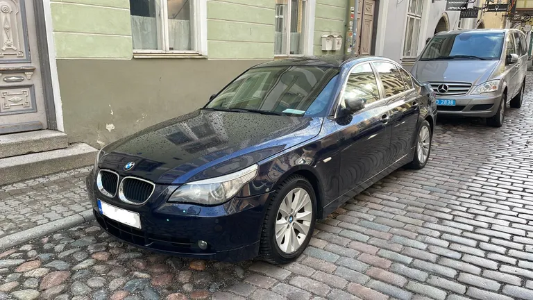 Saatkonna auto.