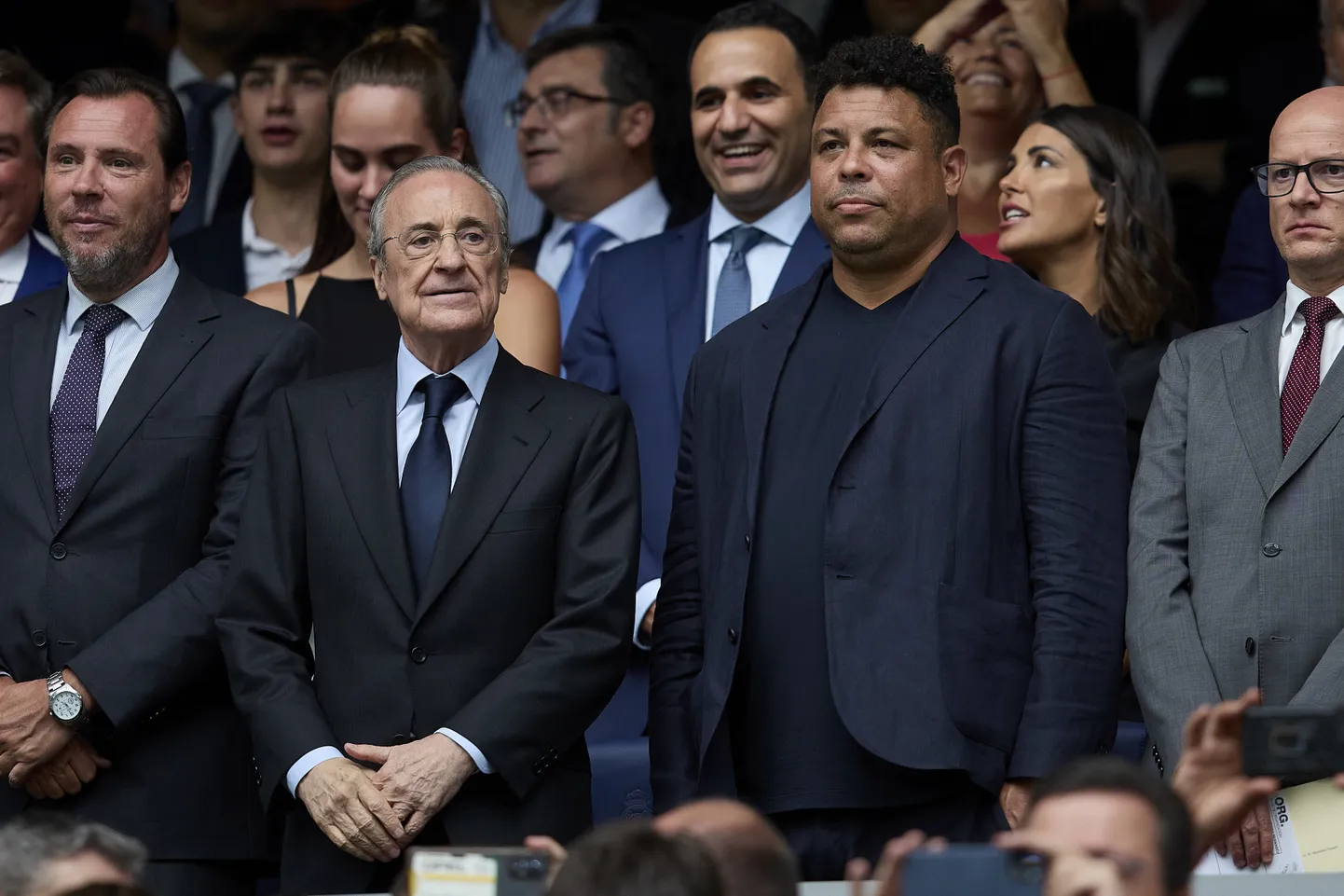 Florentino Pérez ja Ronaldo Nazario.