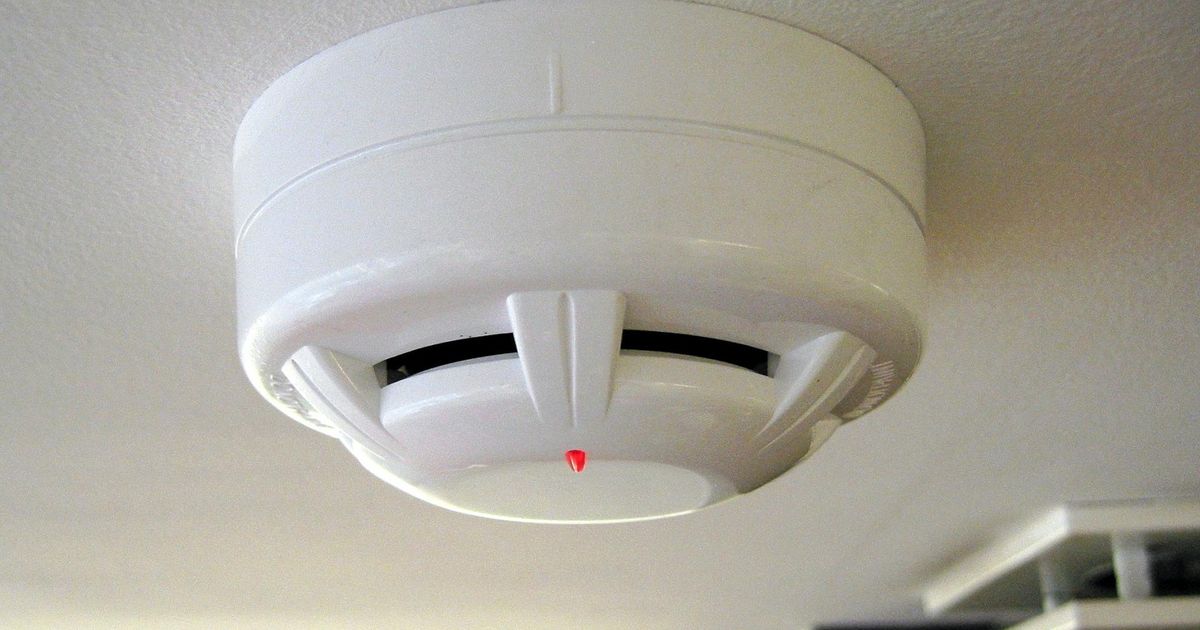 Päästjad paigaldasid viletsate ahjudega majja suitsuanduri
