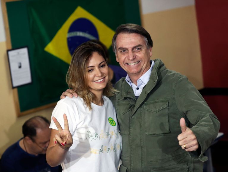 Brasiilia president Jair Bolsonaro ja ta naine Michelle Bolsonaro
