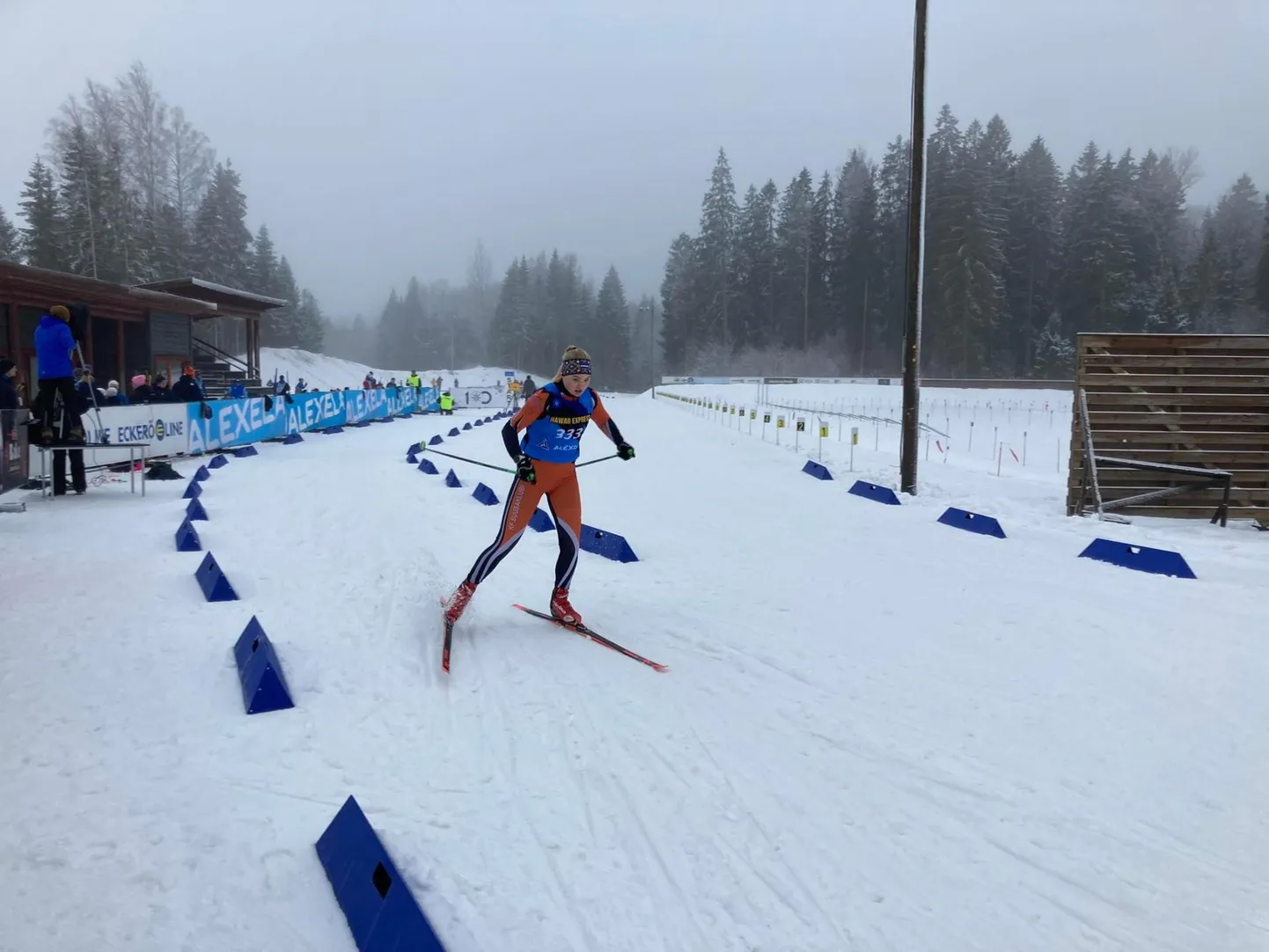 Hedvig Altmäe võitis noortesarja esimesel etapil hõbemedali.