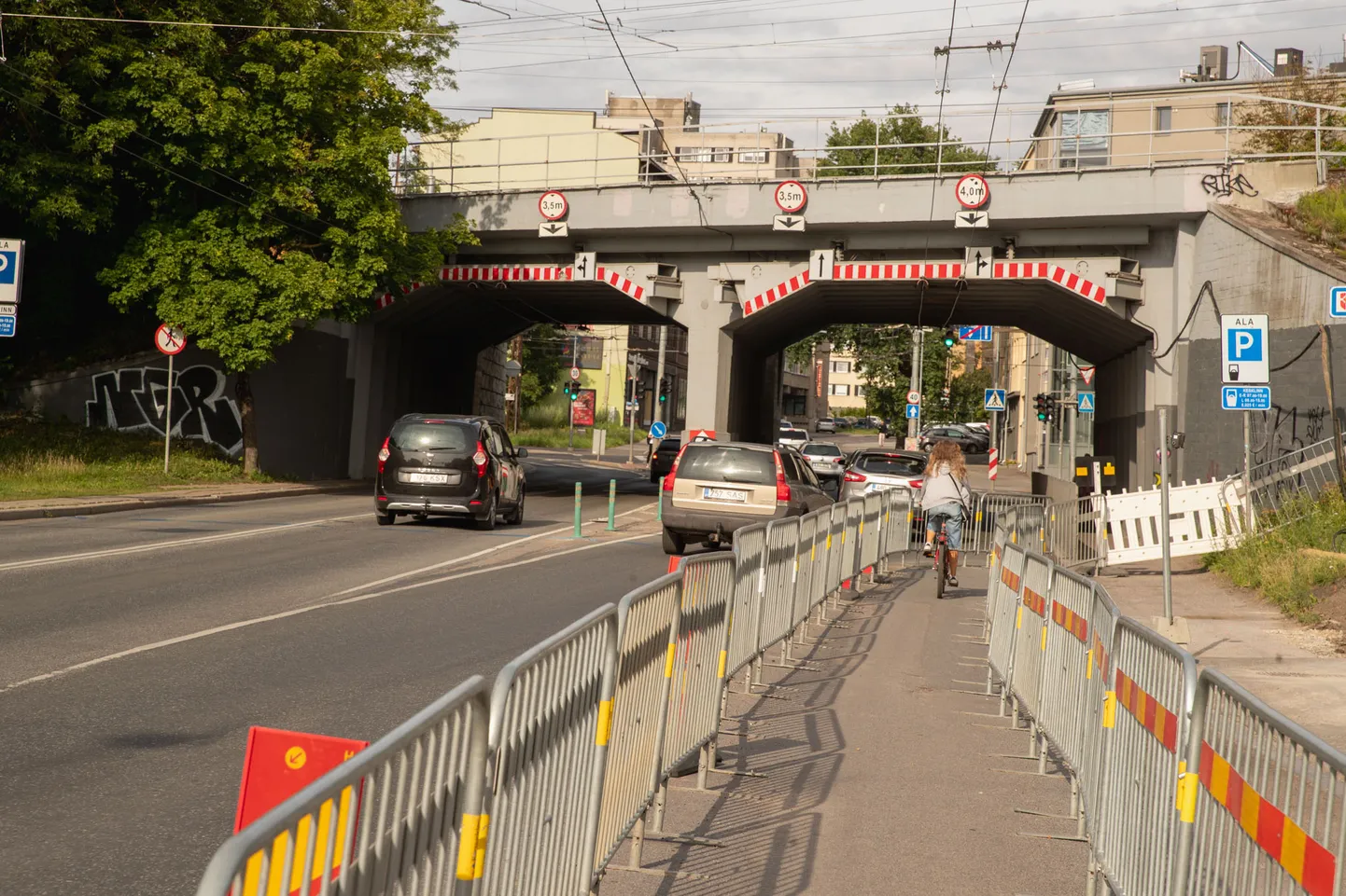 Tunneli ehituse ettevalmistused Tehnika tänava ja Paldiski maantee ristmikul