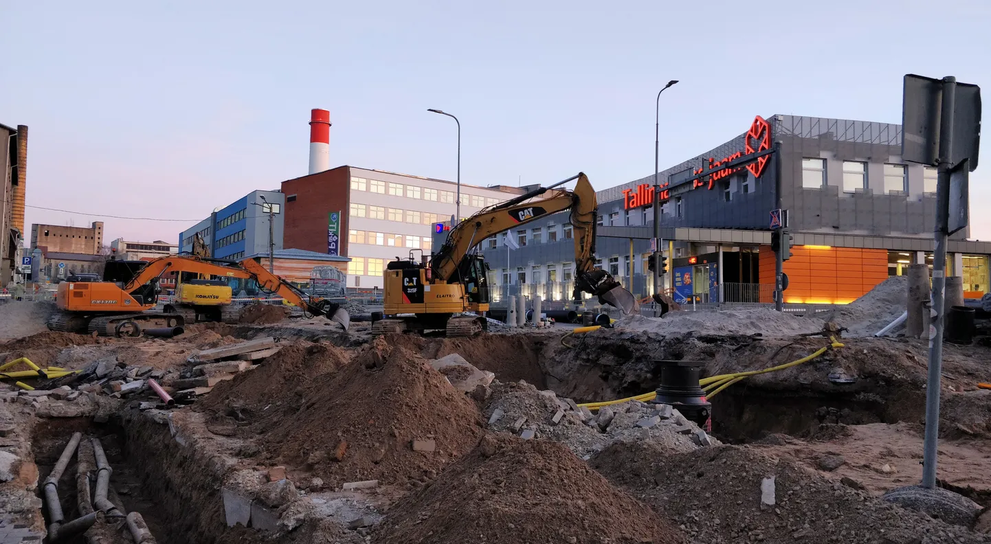 Дорожное строительство рядом с Таллиннским автовокзалом.