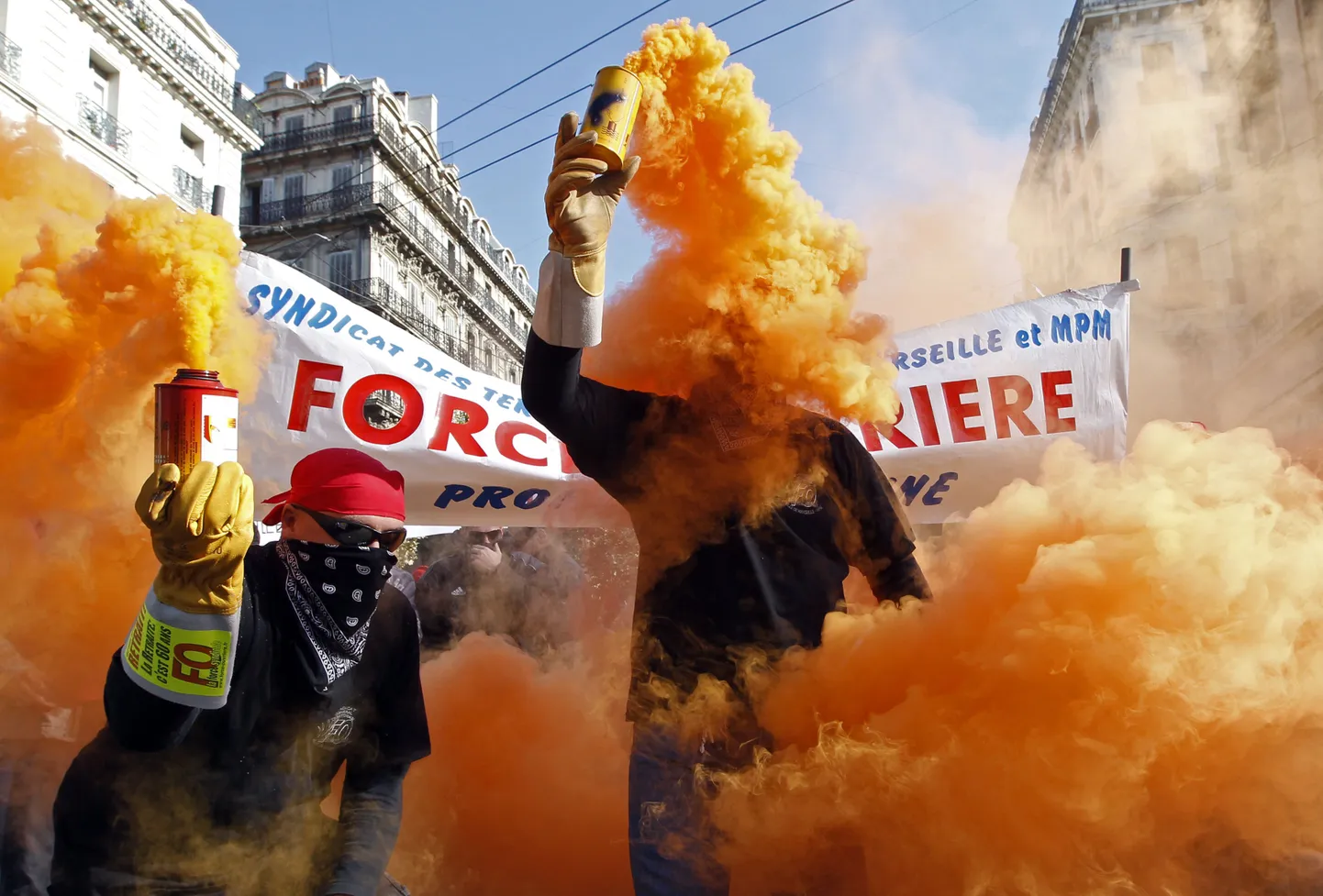 Meeleavaldus Prantsusmaal, prantslased protestivad pensionikärbete vastu.
