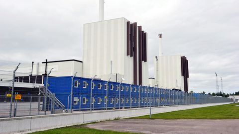 В Швеции из-за неожиданной аварии остановили реактор атомной электростанции