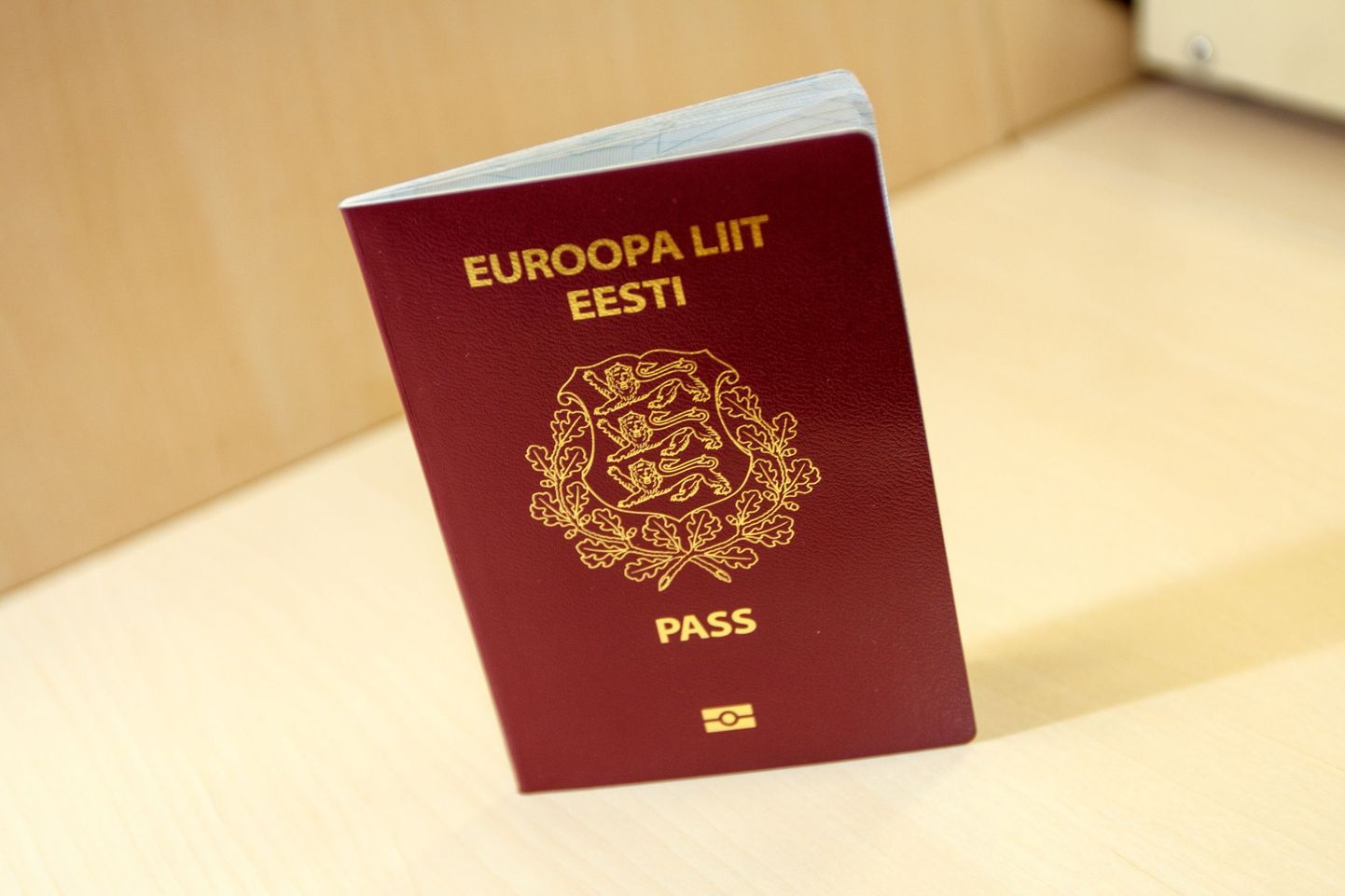 Valga, 01.03.2013
Eesti kodaniku pass. Isikut t