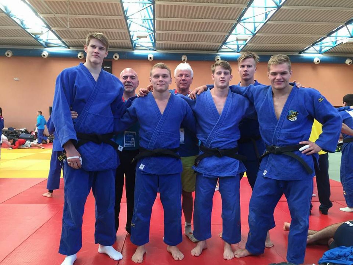 Eesti võistkond judo EMil Hispaanias Malagas. Ees paremal Mattias Kuusik.