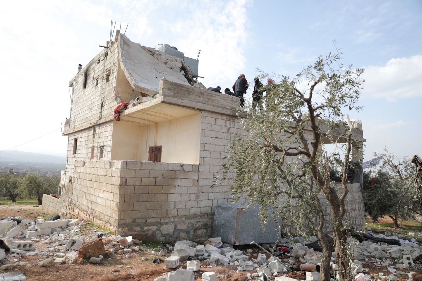 Разрушенный дом в деревне Атма, Сирия.