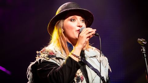 PILTUUDIS ⟩ «Valmis järgmiseks peatükiks!» Lauljatar Sofia Rubina läheb sügisele vastu julge stiilimuutusega