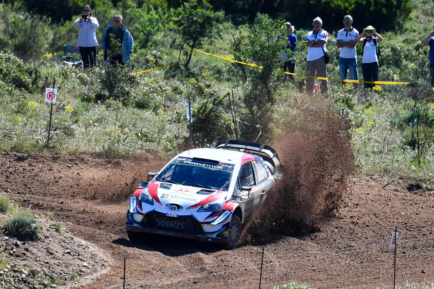 Jari-Matti Latvala ja Miikka Anttila Sardiinia rallil.