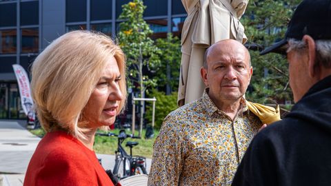 Former MP Kalev Stoicescu Considers Joining Parempoolsed Party