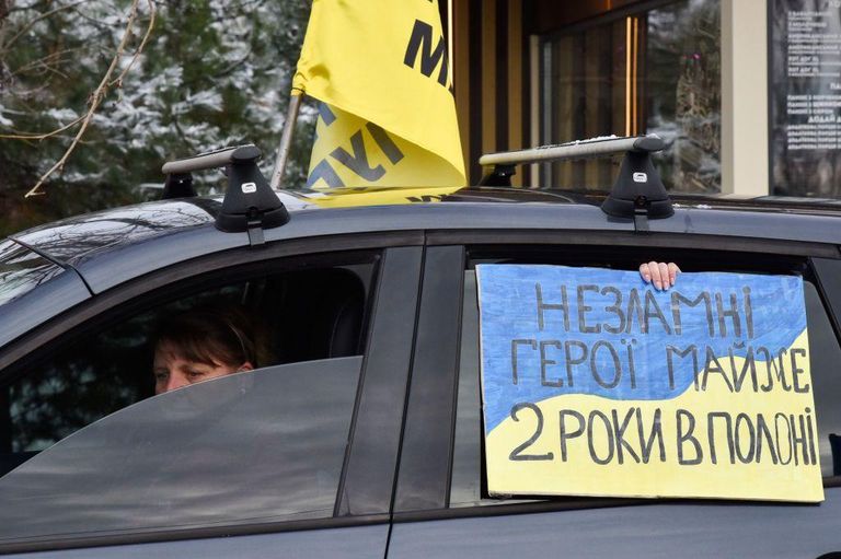 Автопробег в Запорожье в поддержку пленных украинцев, содержащихся в России