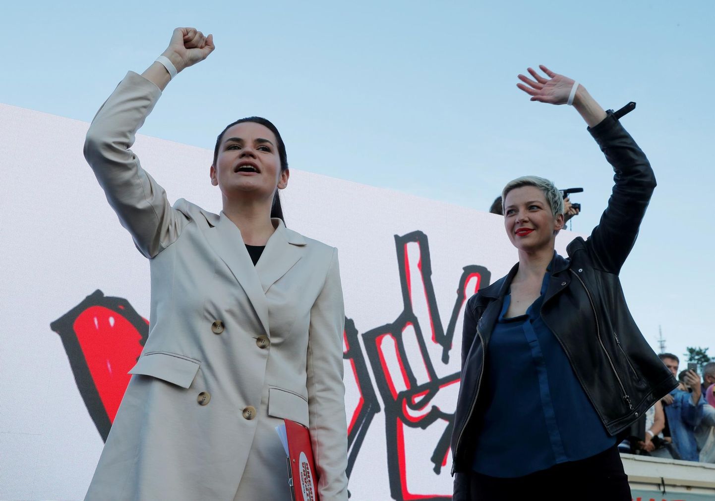 Valgevene demokraatliku opositsiooni liidrid Svjatlana Tsihhanovskaja (vasakul) ja Maria Kalesnikava.