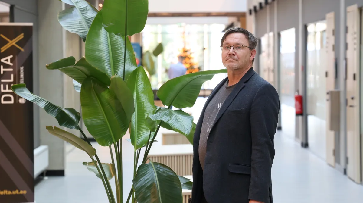 TÜ arvutiteaduse instituudi teadusarvutuste keskuse juhataja IT arendusjuhi Ivar Koppeli sõnul on LUMI konsortsiumi liikmena Eesti ühe maailma tähtsaima teadustööriista kaasomanik.