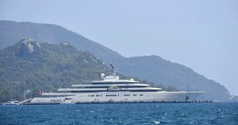 Яхта Абрамовича Eclipse у берегов Турции, август 2023 года