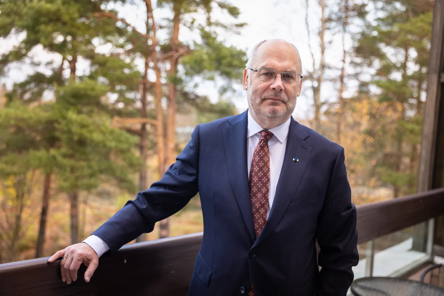 There is a clear dividing line between the Baltics, skeptical of government messages, and the rest of Europe, President Alar Karis tells Postimees in an interview..