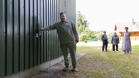 Rahvarohkes tühjade kaevudega külas on juba pikki aastaid joogiveetoru oodatud