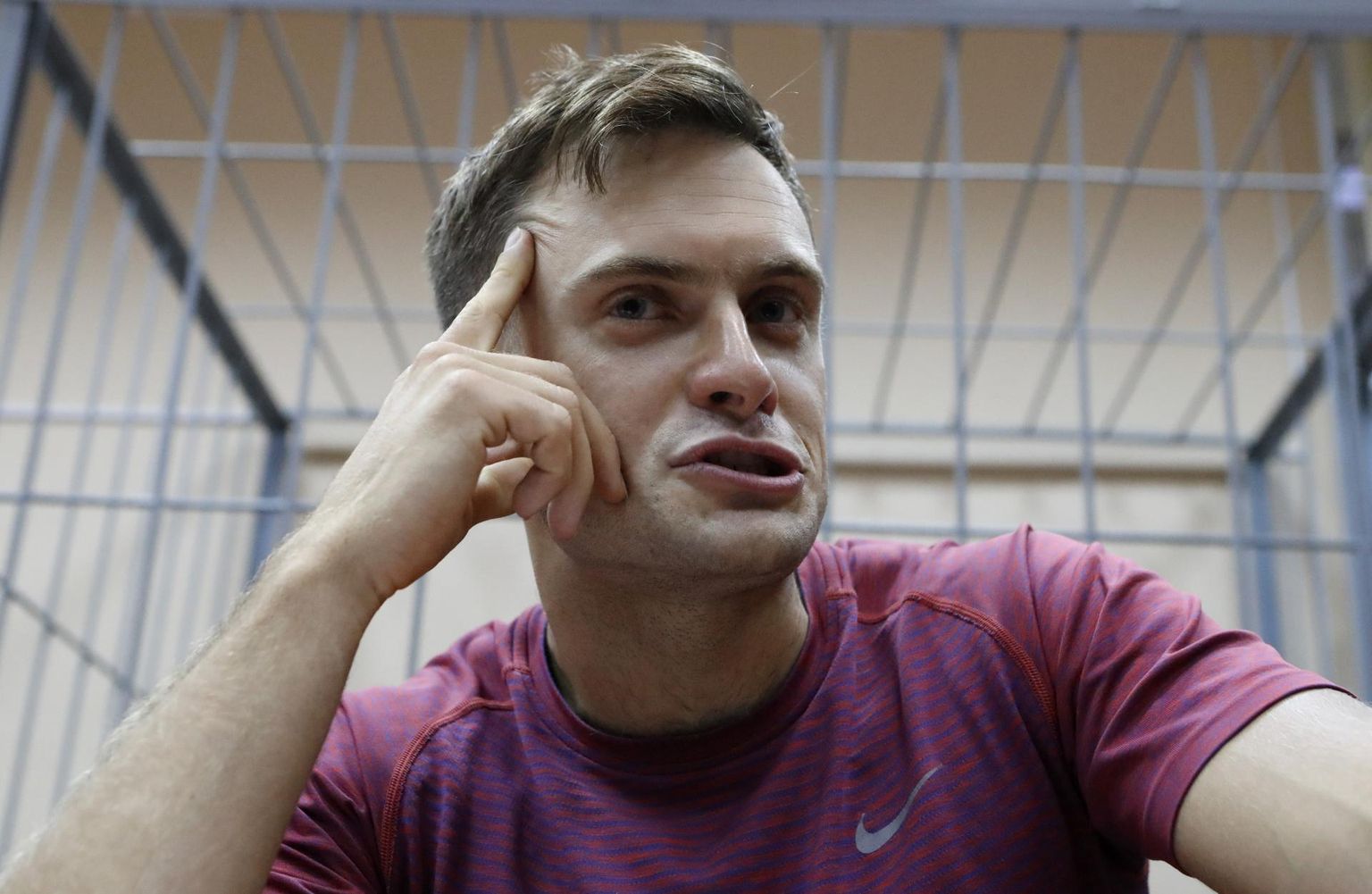 Pjotr Verzilov tänavu juulis Moskva kohtus, kus talle mõisteti jalgpalli MMi finaali ajal Lužniki staadioni murule tungimise eest 15-päevane arest.
