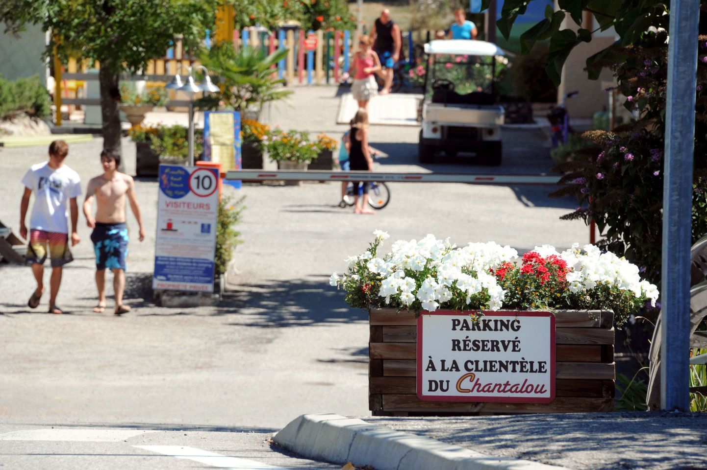 Saint-Didier-sous-Aubenas’ laager, kus üleeile vägistati 11-aastane tüdruk.