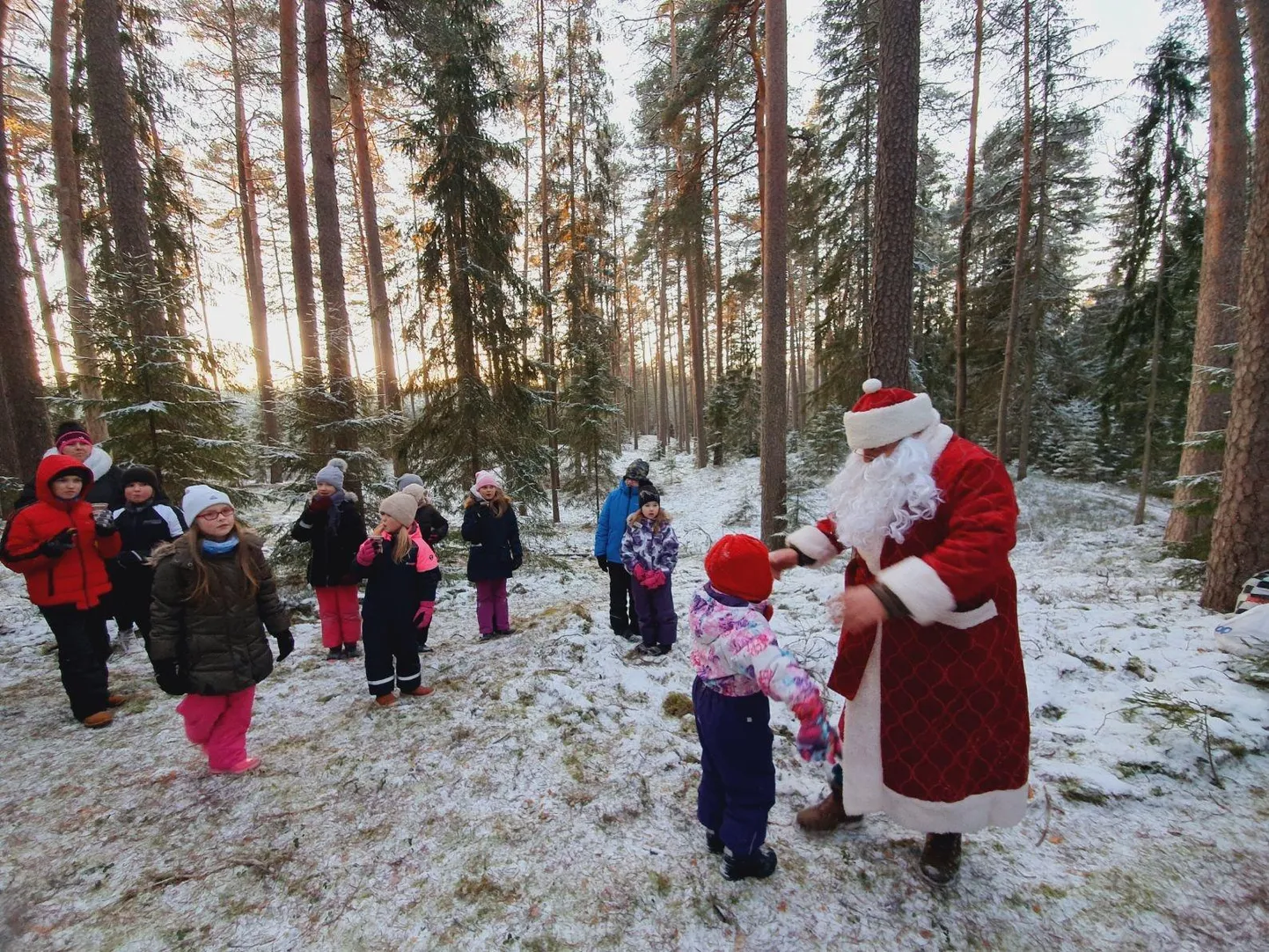 Jõulupidu vabas õhus.
