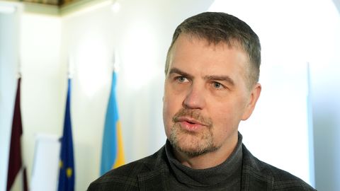 "Uz aizsardzību nedrīkst raudzīties tikai caur militāro prizmu." Saruna ar Ivaru Ijabu