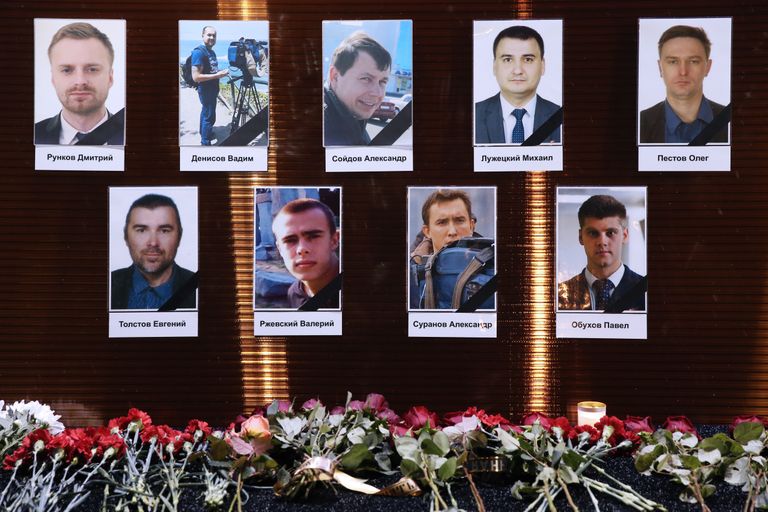 Musta mere lennuõnnetuses hukkunud ajakirjanike mälestamine