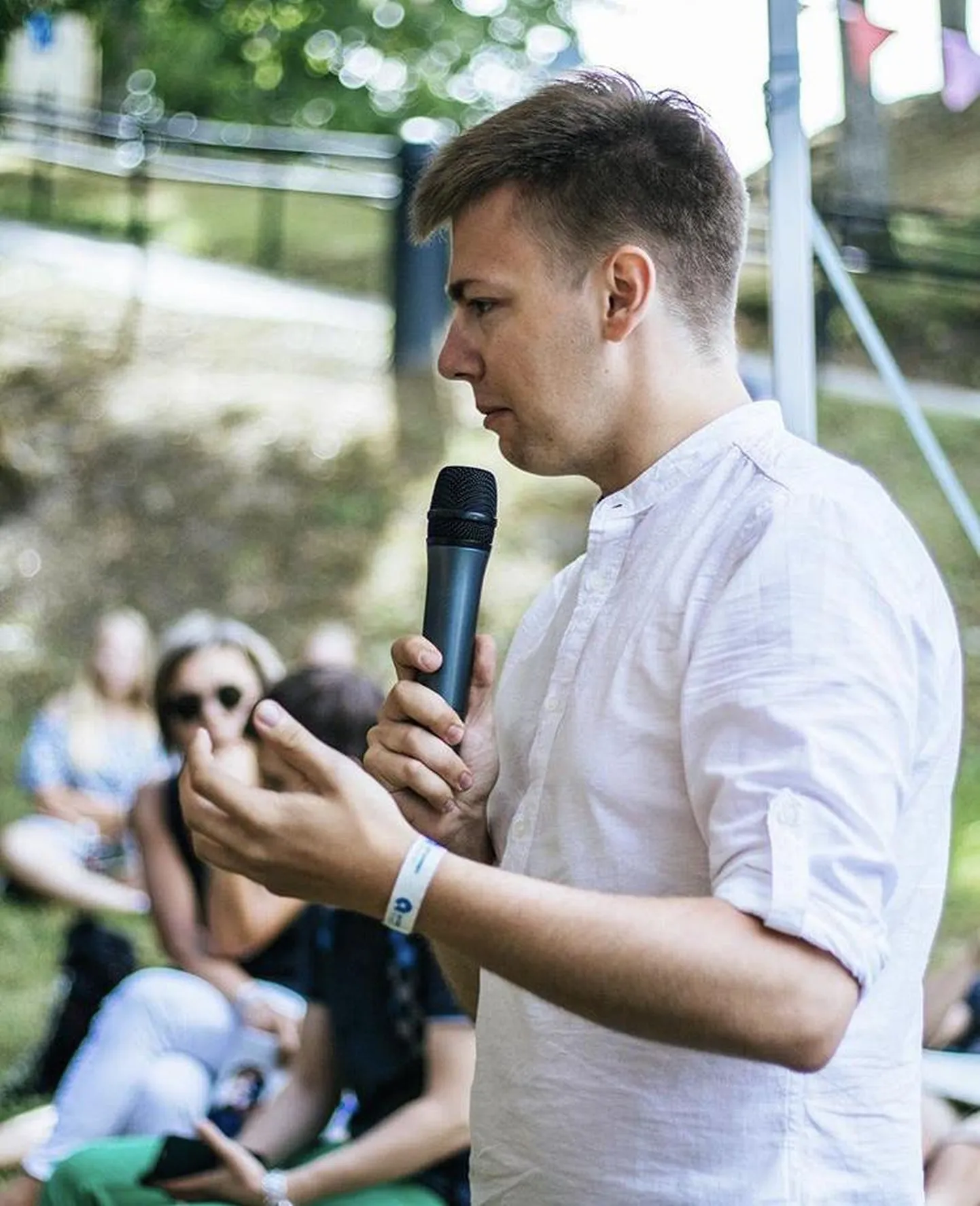 Alati asjalik Karl Andreas Sprent 2019. aasta Arvamusfestivalil Paides.