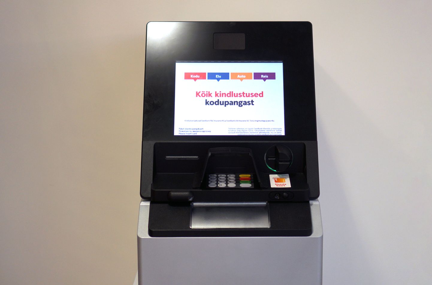 Swedbanki uus sularahaautomaat