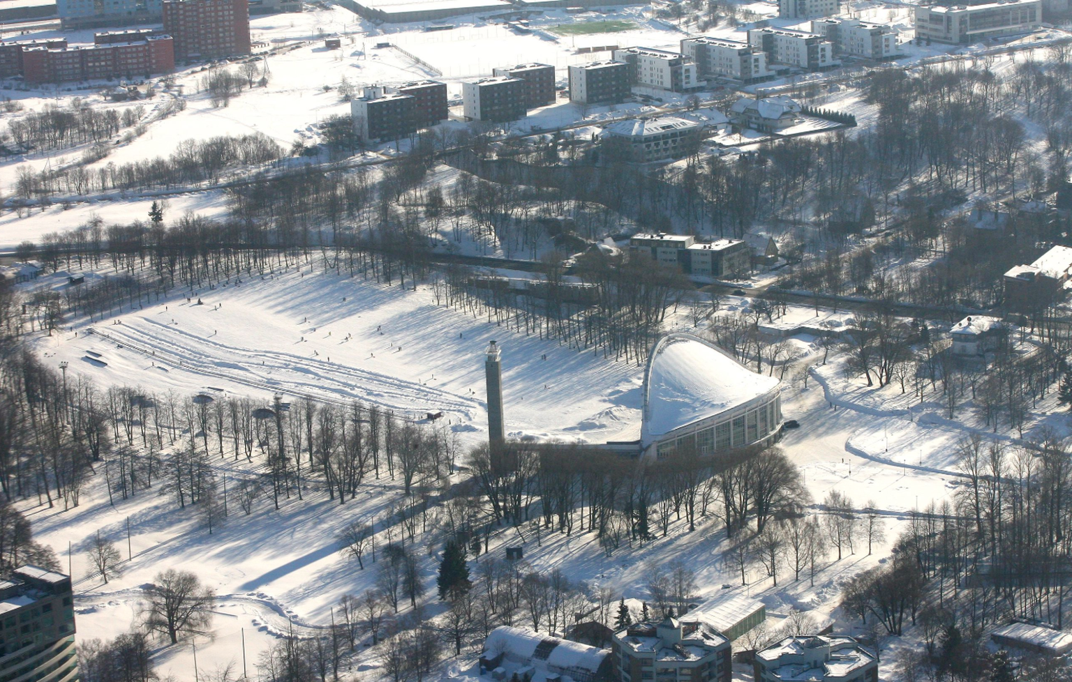 Tallinna Lauluväljak talvel.