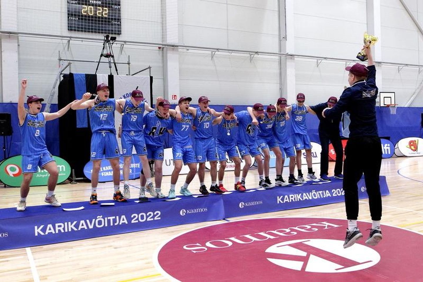 Kohe esimesel Vinnis baseerumise aastal võitsid Reinar Halliku korvpallikooli U16 poisid Eesti karikavõistlused.