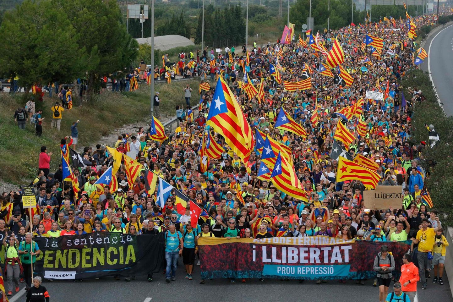 Демонстрация протеста в Каталонии.