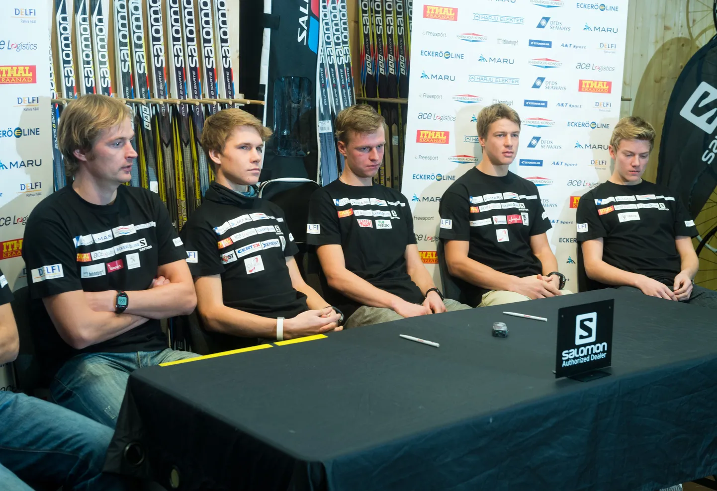 Vasakult: Tambet Pikkor, Kail Piho, Karl August Tiirmaa, Han Hendrik Piho, Kristjan Ilves.