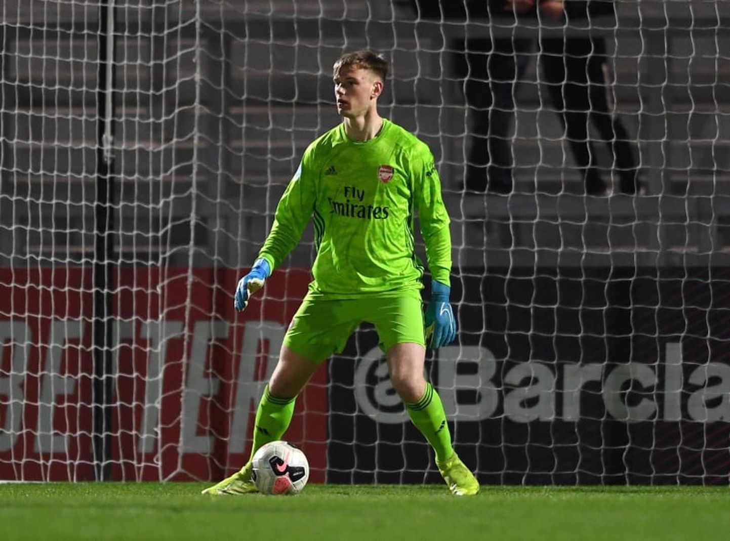 Karl Jakob Hein kaitseb Arsenali U23 väravat kohtumises Chelsea U23 vastu.