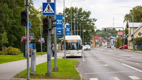 Päevi rivist väljas olnud fooride parandamine võtab veel aega
