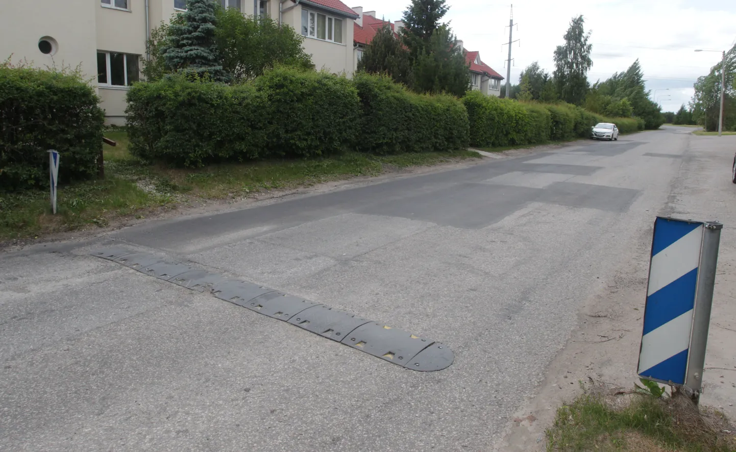 Tartu linn paigaldab liikluse rahustamiseks künniseid. Muuhulgas asendatakse Pallase puiesteel asuv künnis.