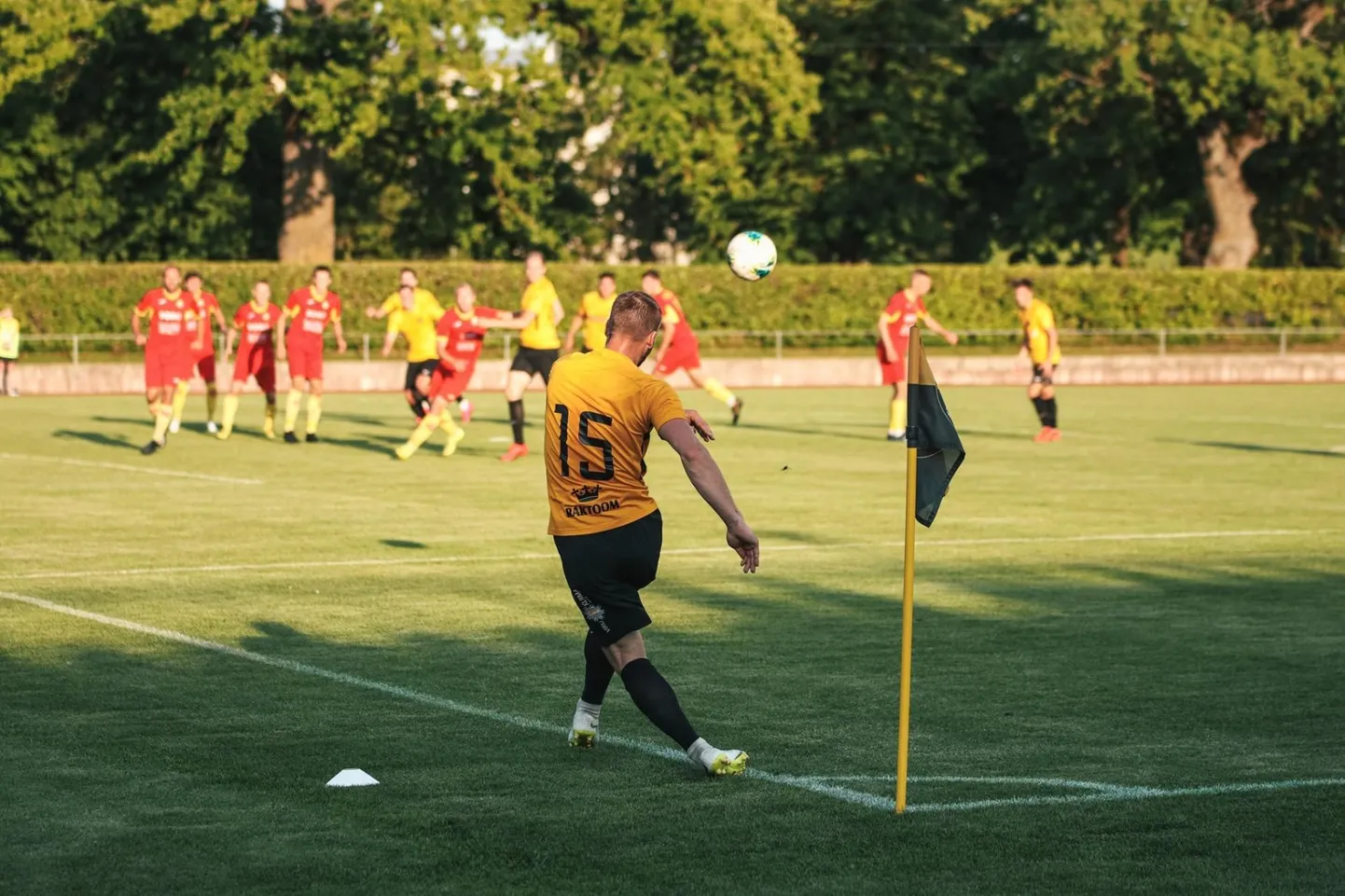 Rakvere Tarva jaoks magusa lõpuga jalgpallimäng asetus mõned päevad hiljem koroonaviiruse kolli tõttu hoopis ootamatusse valgusse.