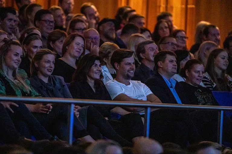 Kalle Palling ja Birgit Skolimowski Tallinna Comedy Galal.