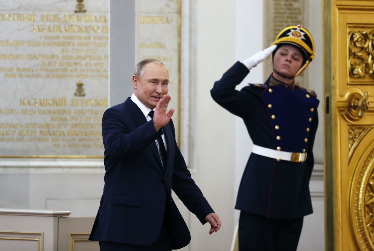 Vladimir Putin teisipäeval Venemaa olümpia- ja paraolümpiasportlaste tseremoonial. Ta ütles silmakirjalikult, et tegelikult teeb lihtsalt kogu spordimaailm venelastele liiga.