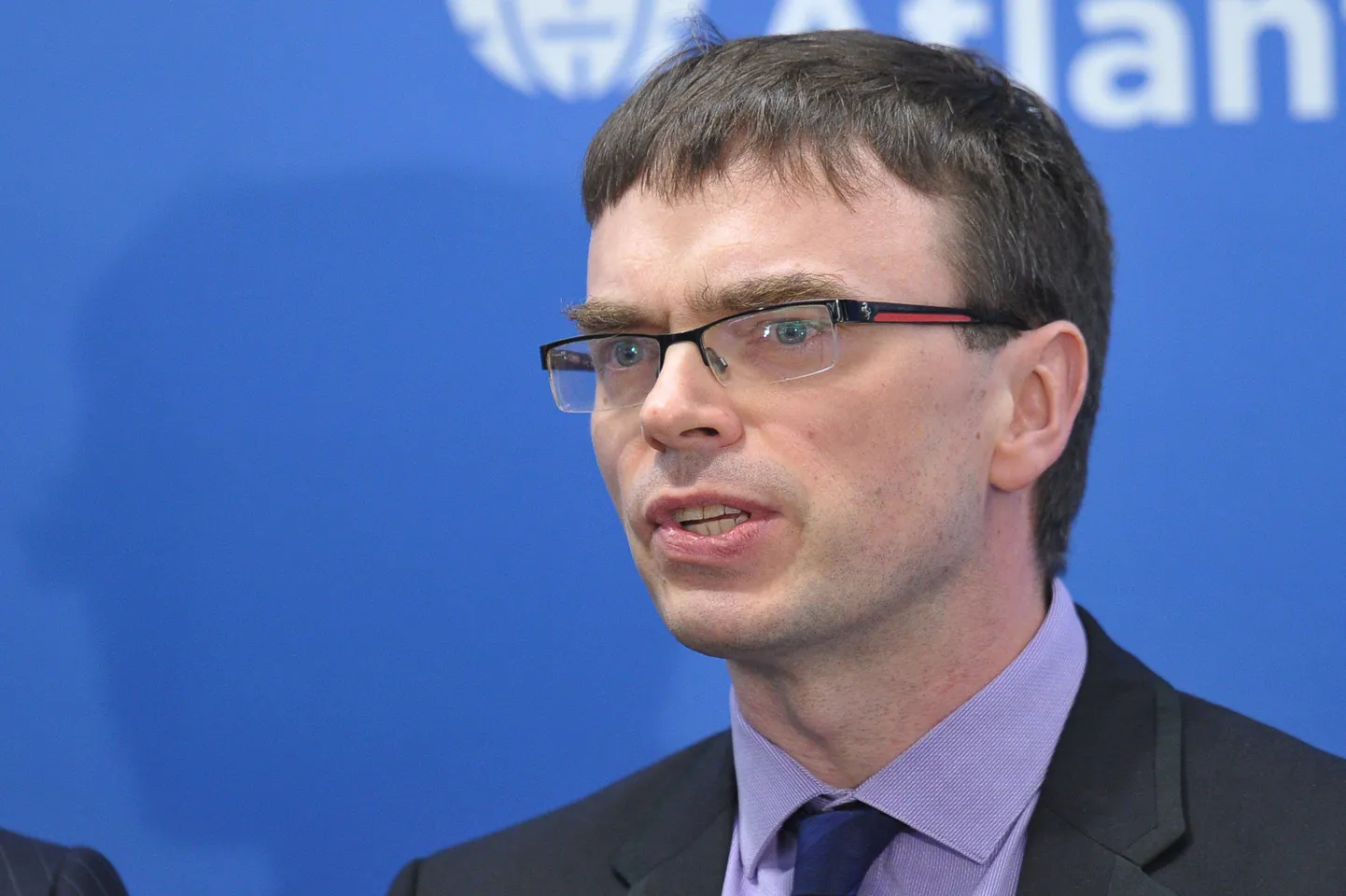 Sven Mikser.