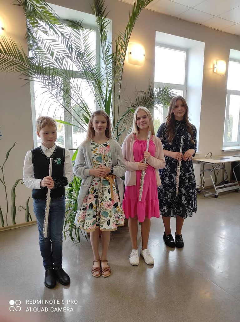 Tublid Türi flöödimängijad (vasakult) Henri Veeberg, Annaliisa Aren, Eliise Aus ja Kristiina Theresa Miller.