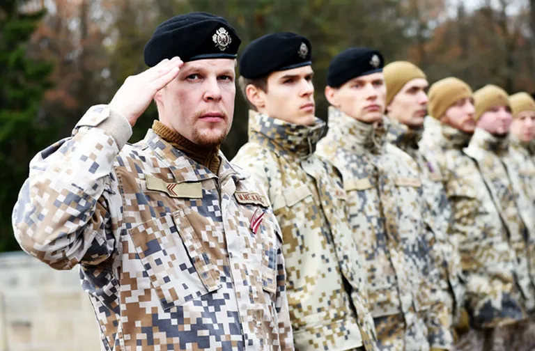 Военные и земессарги тоже участвуют в Днях карьеры