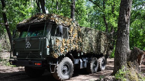 Krievija ierobežo militāro kravu pārvadājumus uz o