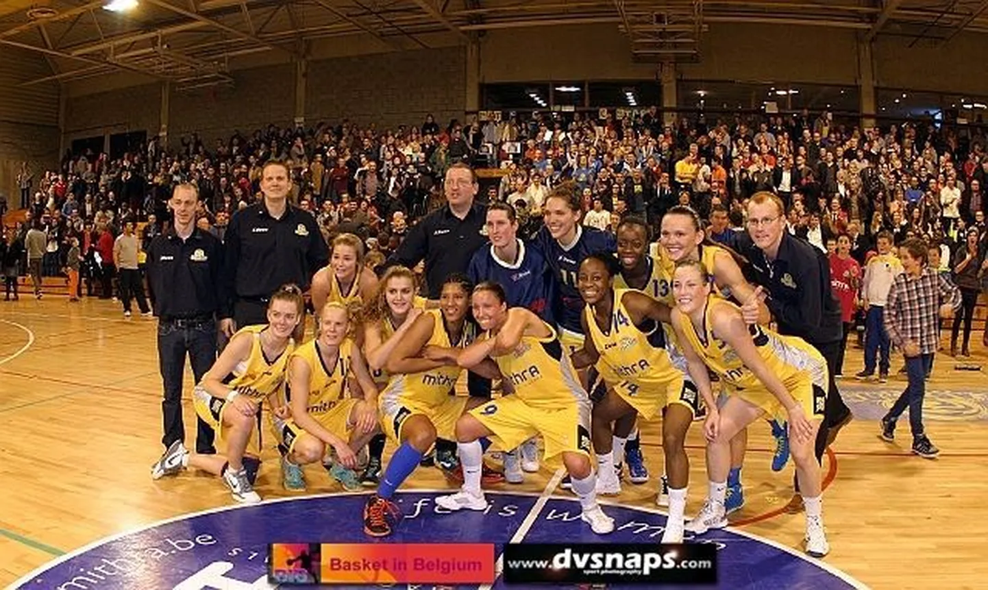 Команда Castors Braine.