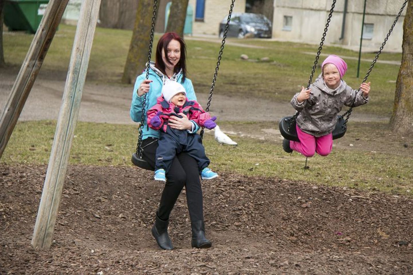 Ksenija võib nüüd rõõmu tunda, sest tema viieaastane tütar Larissa sai Eesti kodanikuks, rõõmu tunneb ka aastane Marta.