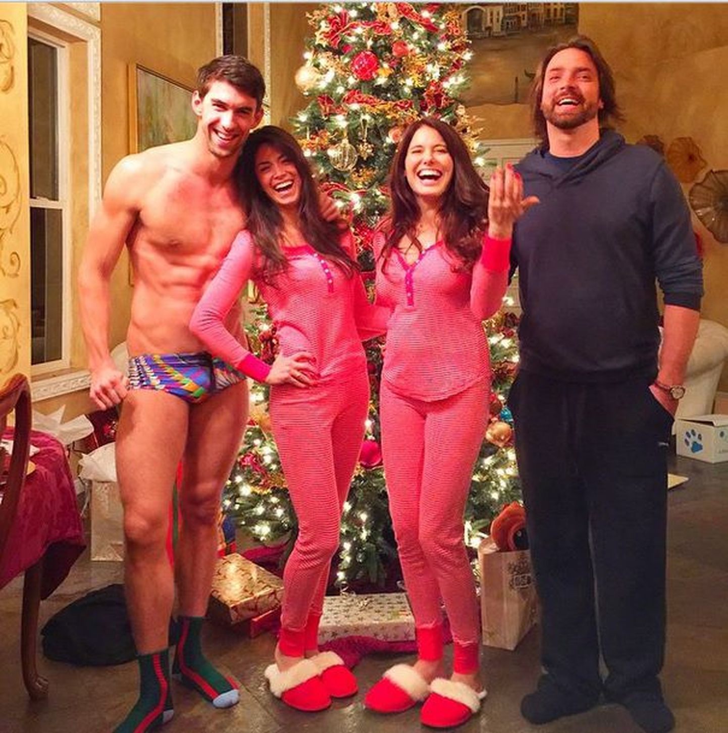 Michael Phelps sõpradega jõule tähistamas.