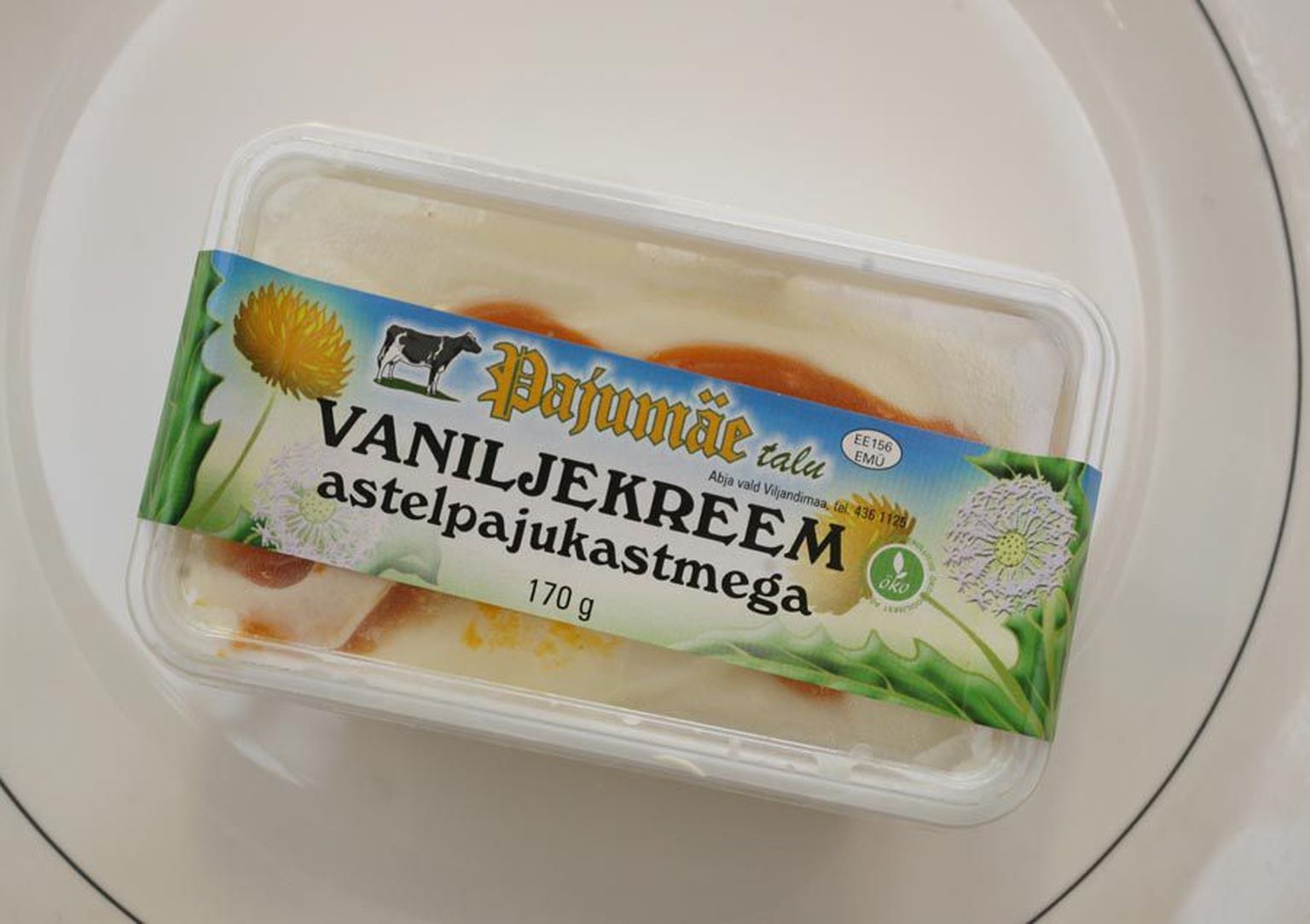 Pajumäe talus toodetud mahe vaniljekreem astelpaju kastmega tunnistati Lõuna-Eesti parimaks väikeettevõttes toodetud magusaks toiduaineks.