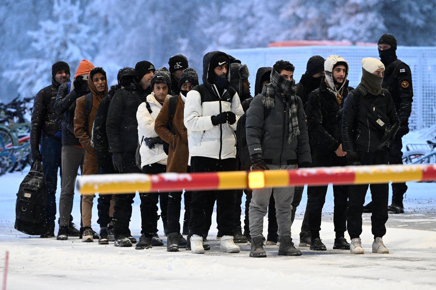 Varjupaigataotlejad Soomes, Salla piiripunktis, 23. novembril 2023. aastal.